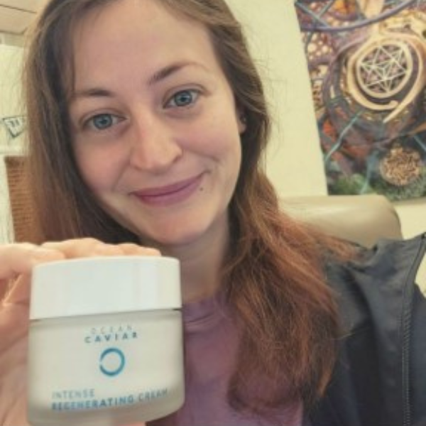 Buy a Caviar Face Cream, Get a Free Vitamin C Serum